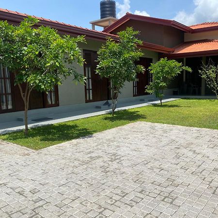 Negombo 146 Homestay Экстерьер фото