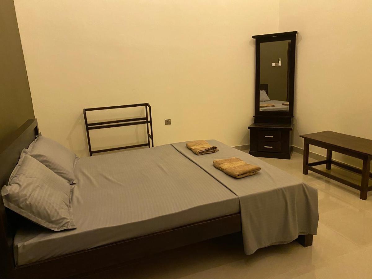 Negombo 146 Homestay Экстерьер фото