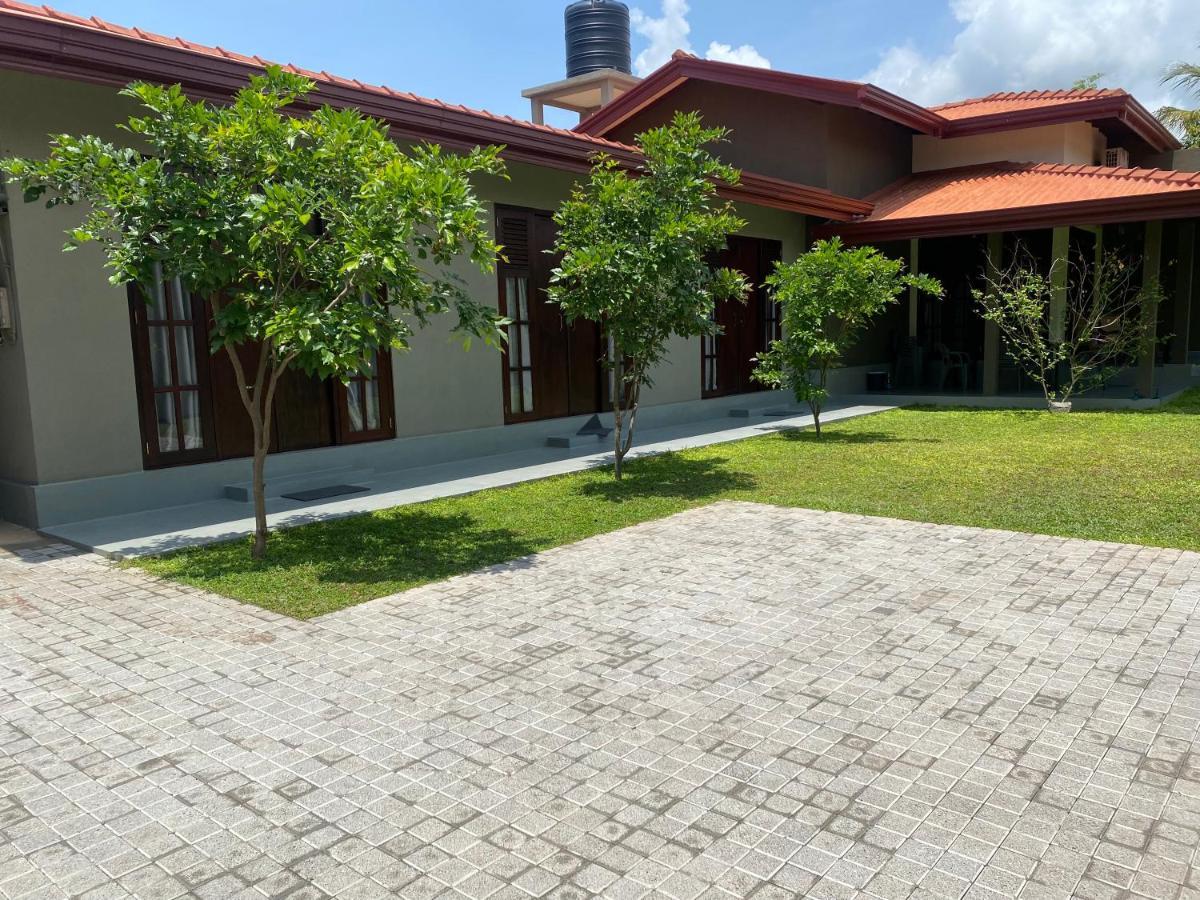 Negombo 146 Homestay Экстерьер фото